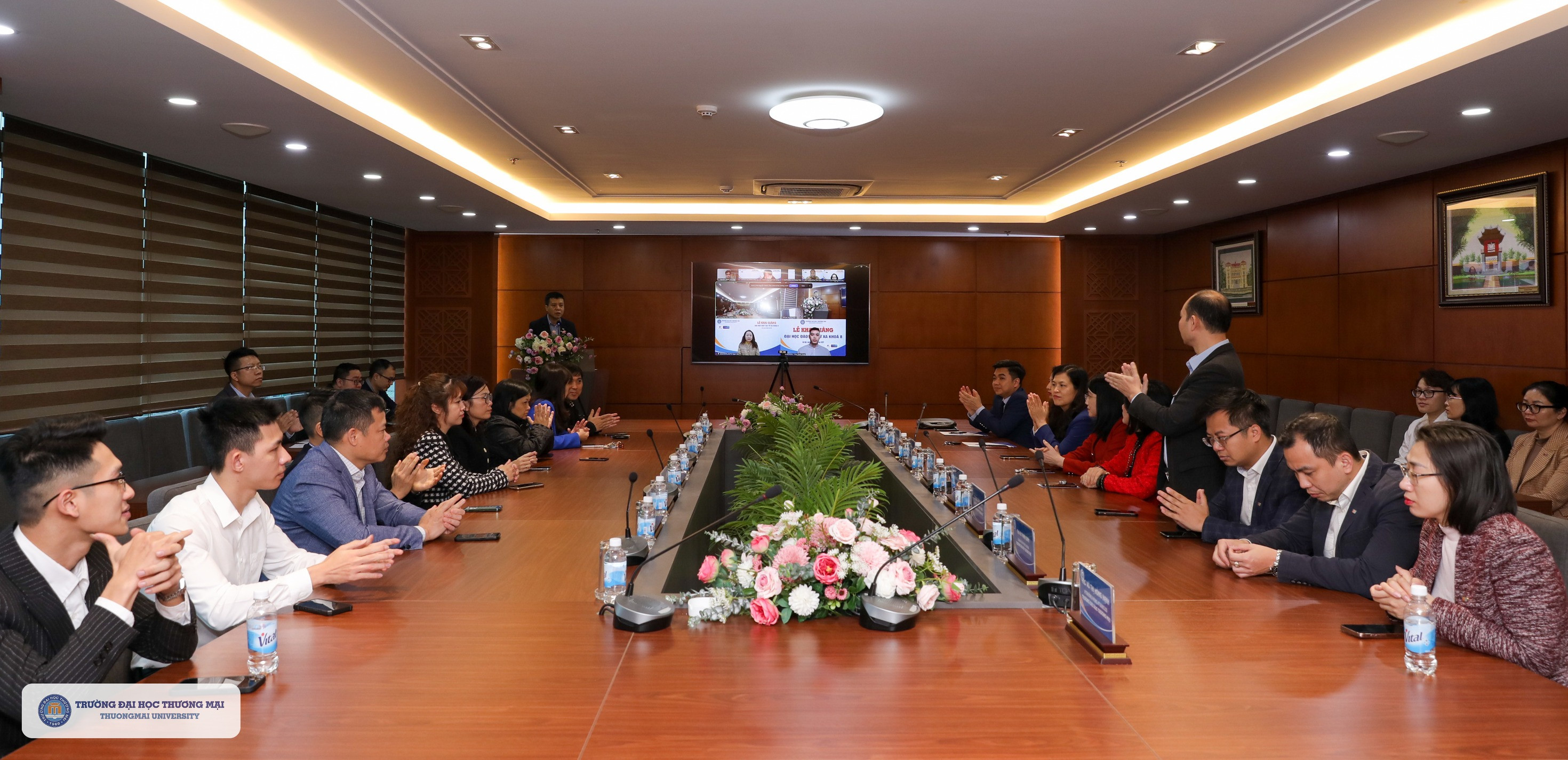 Lễ Khai giảng Đại học đào tạo từ xa khoá 8