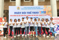 KHOA QUẢN TRỊ NHÂN LỰC "CHÁY" HẾT MÌNH VỚI NGÀY HỘI THỂ THAO TMU