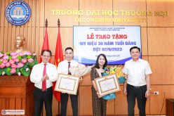 Lễ trao Huy hiệu 30 năm tuổi Đảng đợt 02/9/2023