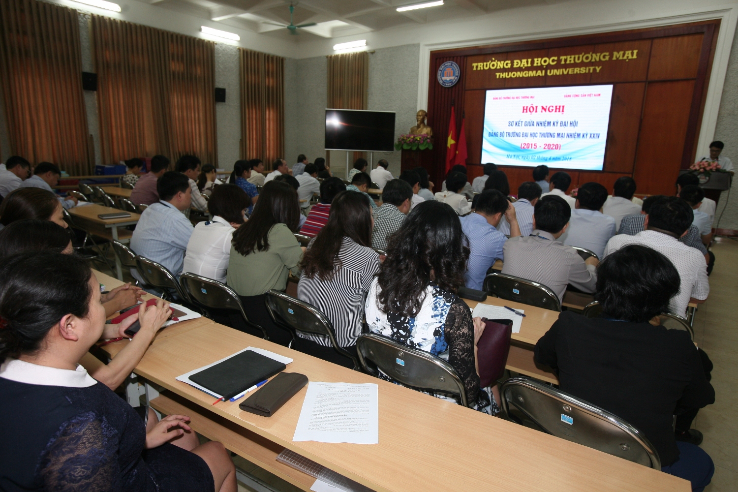 Hội nghị sơ kết giữa nhiệm kỳ đại hội Đảng bộ Trường nhiệm kỳ XXIV (2015-2020)