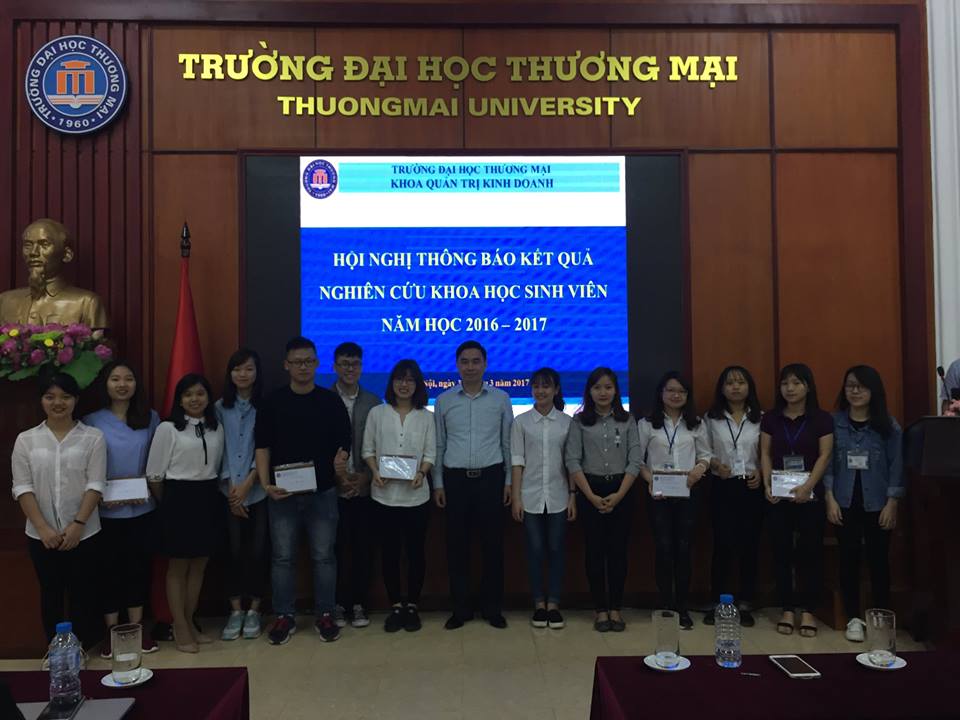 Hội nghị Thông báo kết quả nghiên cứu khoa học sinh viên Khoa Quản trị kinh doanh năm học 2016 - 2017